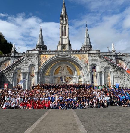 LOURDES1